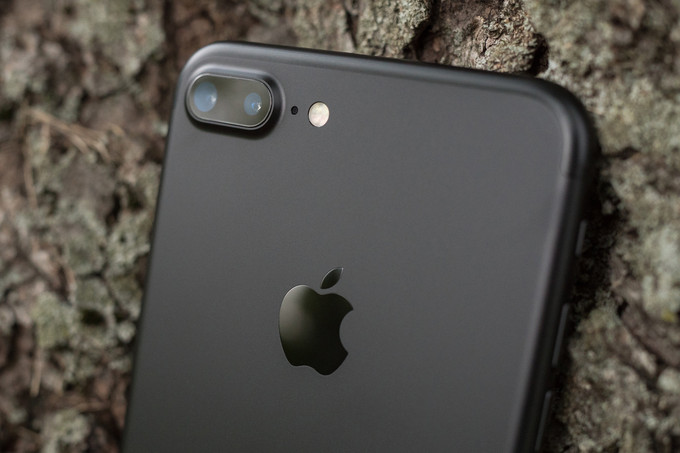 Apple-iPhone-7-Plus-Review-084-design.jpg