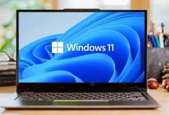 연 2회 기능 업데이트를 제공했던 윈도우 10과 달리 윈도우 11은 1년 단위로 기능 업데이트를 제공한다. 그리고 마침내 윈도우 11 2022 업데이트, 버전 22H2가 공개됐다. 참고로 여기서 ‘22’는 2022년을 의미하며 ‘H2...
