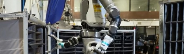 [사라지는 인간 인력들] “돌발 상황서도 척척”…현대차, 연말 ‘아틀라스’ 투입 by 인공지능