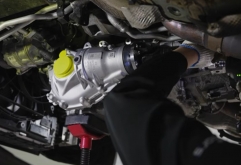 안녕하세요! 제이특공대 입니다! 오늘은 "BMW 전륜 디퍼런셜 기어"를 주제로 영상에 담아보았습니다. 차주분께서 중고차로 사온지 얼마 안 되었는데 전륜 디퍼런셜이 박살이 나버린 상태로 들어왔습니다 왜 디퍼런셜 ...
